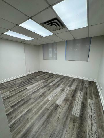 Office space for rent in Mississauga - photo 3