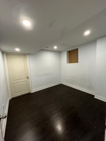 1 bedroom basement suite for rent in Brampton - photo 2